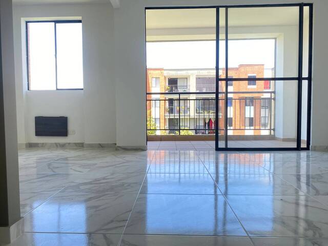 #23 - Apartamento para Venta en Cali - VAC - 2