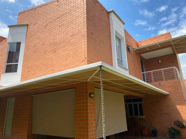 #27 - Casa para Venta en Cali - VAC - 3
